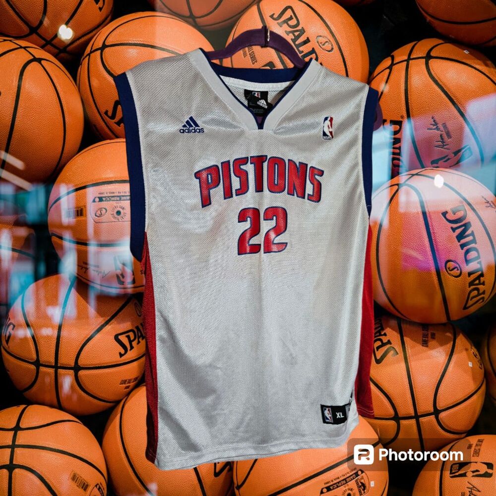 Adidas Detroit Pistons T. Prince Size XL Boys 18-20‎ (OS-114)